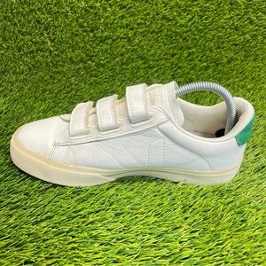 Veja White and Green Women's Shoes